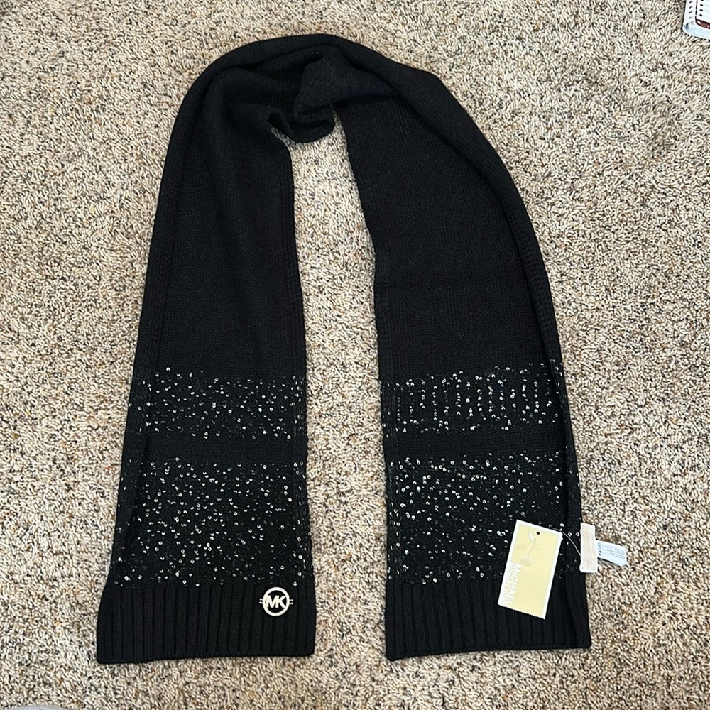 BNWT!! Michael Kors Black Scarf With Sequins